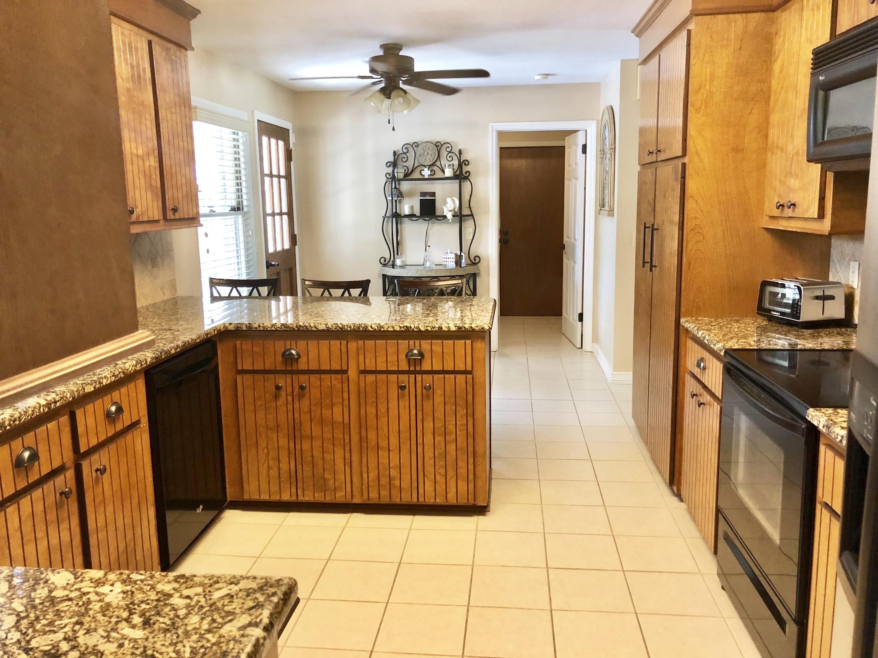 103 Londonderry Road Goose Creek, SC 29445 - Photo 7 of 13 8D2D44D8-898A-4902-89DA-2303F9BDC9D5
