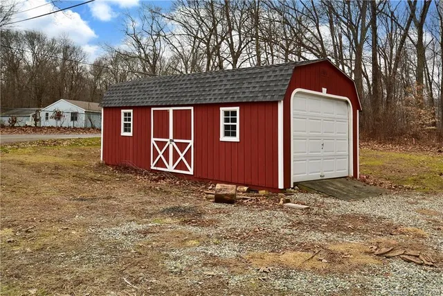 $74,900 | 76 Park Road, Lebanon, CT 06249