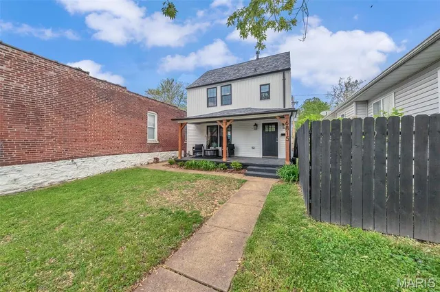 $2,600 | 6815 Wise Avenue, St. Louis, MO 63139
