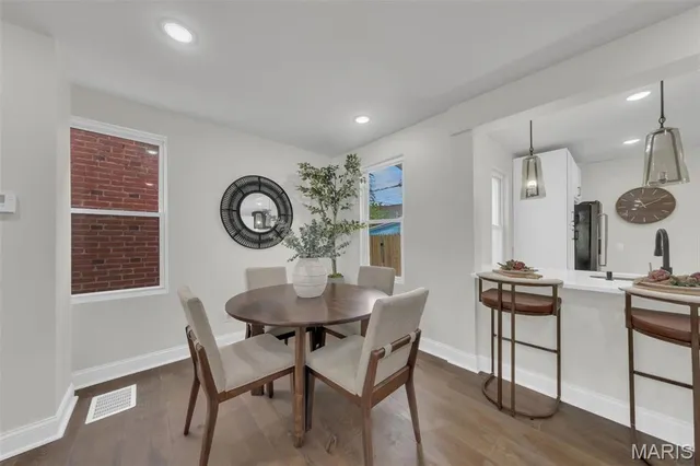 $2,600 | 6815 Wise Avenue, St. Louis, MO 63139