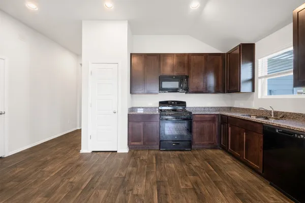 $1,800 | 217 Spiny Lizard Lane, San Marcos, TX 78666