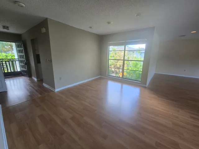 $9,000 | 32 Southport Lane, Unit B, Boynton Beach, FL 33436