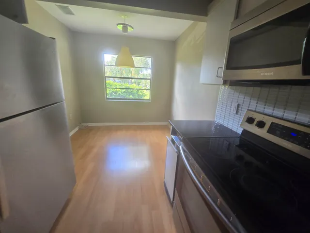 $9,000 | 32 Southport Lane, Unit B, Boynton Beach, FL 33436