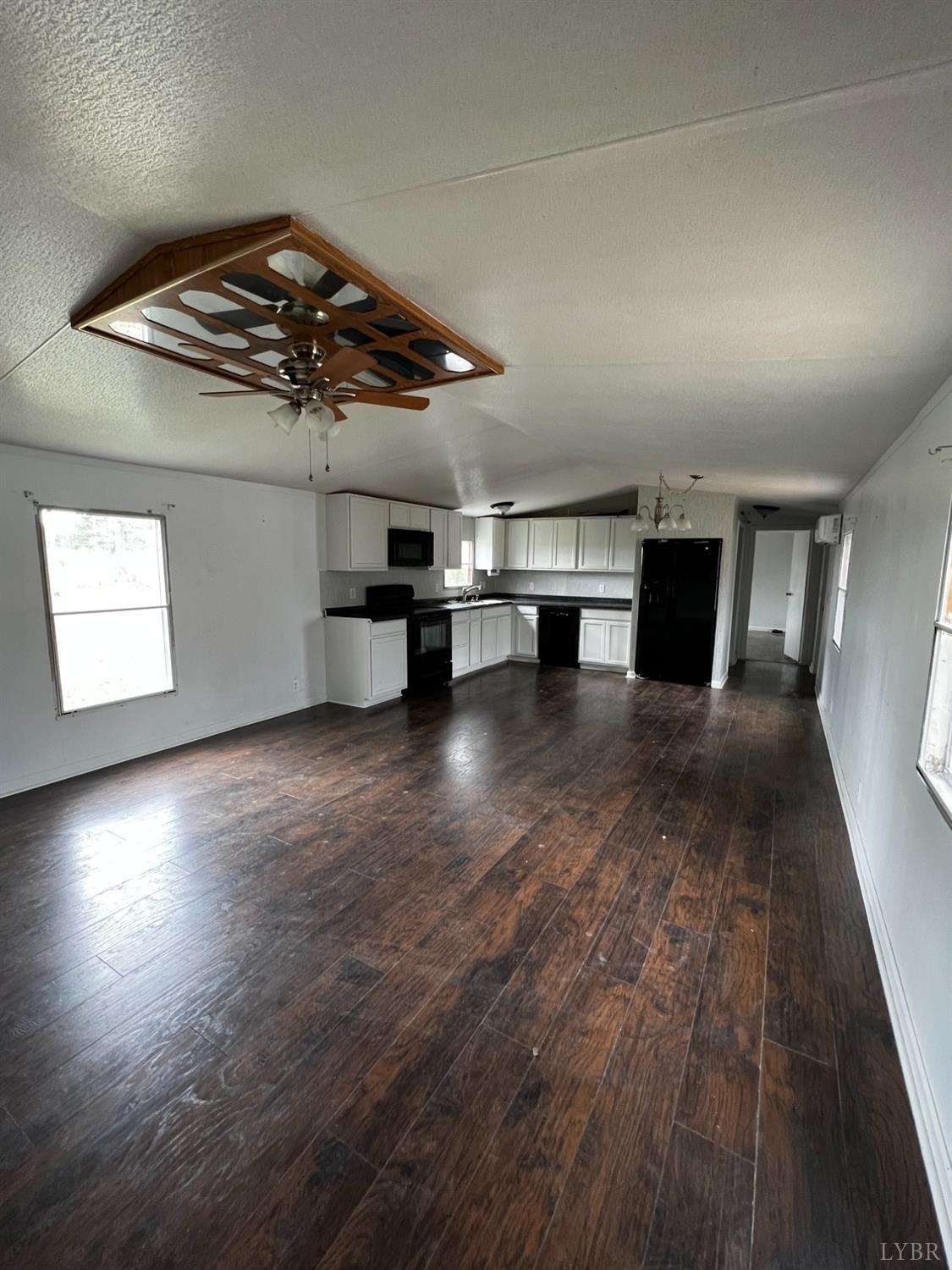 3730 Promise Land Road Appomattox, VA 24522 - Photo 3 of 10 Gallery Image 3