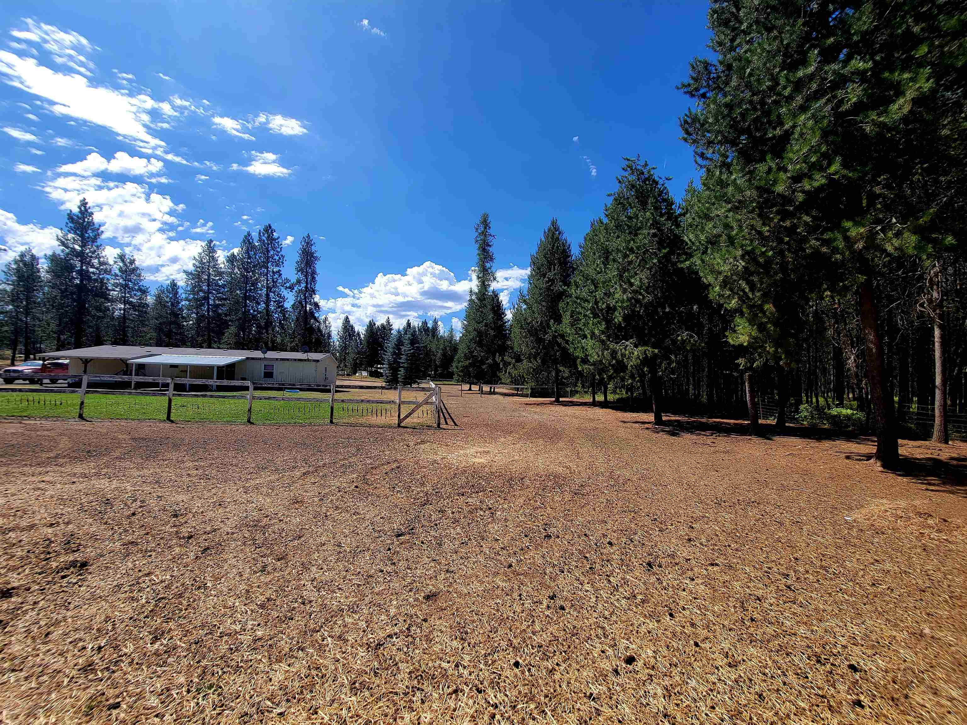 13209 East Bridges Road Elk, WA 99009 - Photo 2 of 19