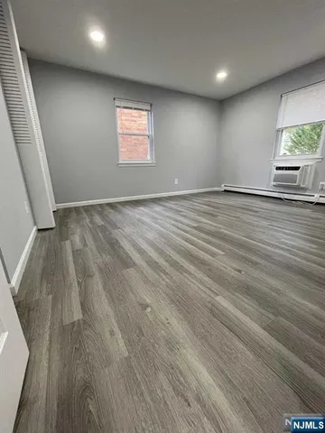 $2,700 | 20 C Lakeview Avenue, Leonia, NJ 07605