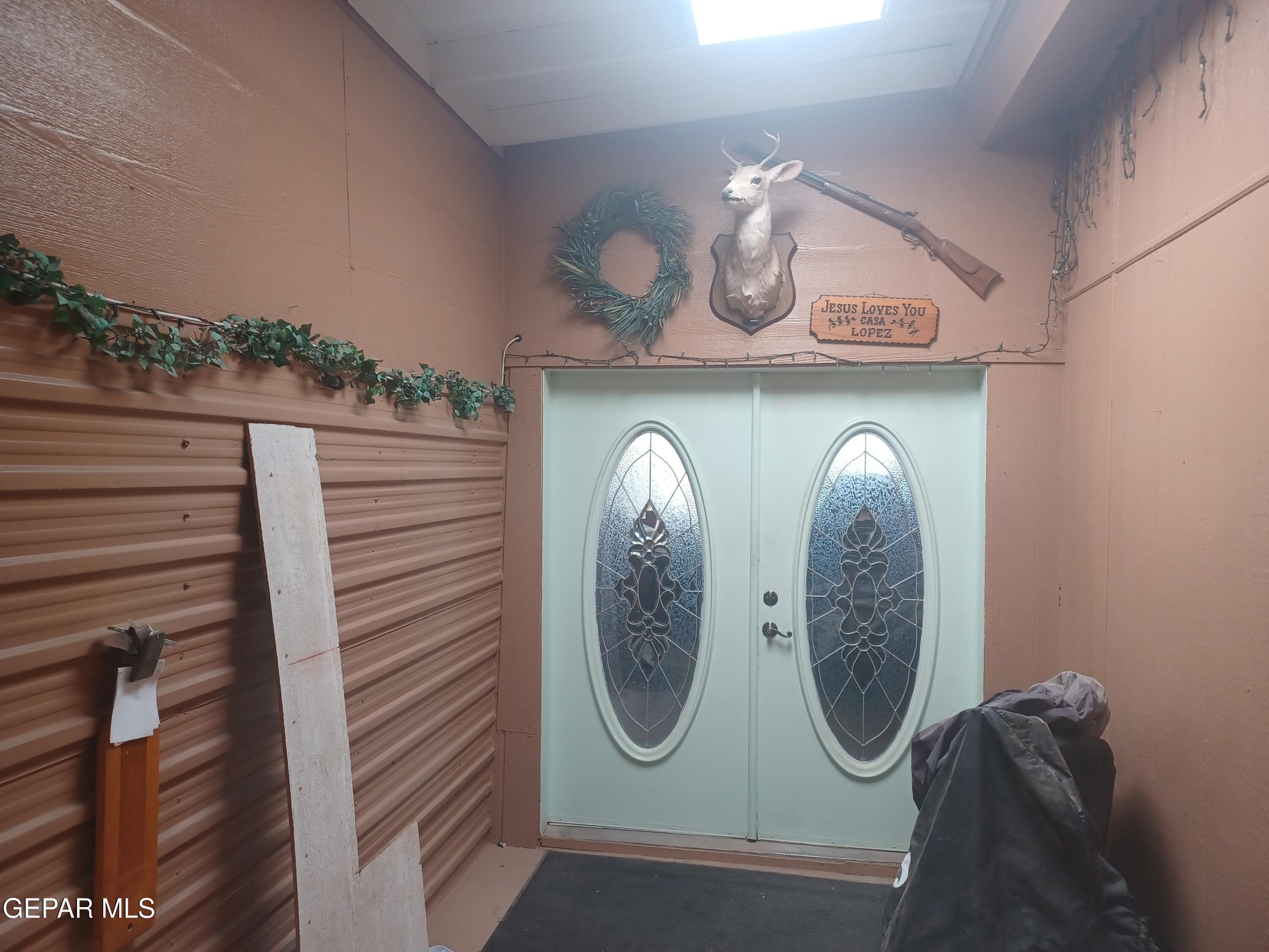 12400 Rojas Drive, Unit 103 El Paso, TX 79928 - Photo 4 of 43 a close view of washer and dryer