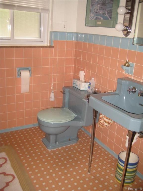 749 Harcourt Road Grosse Pointe Park, MI 48230 - Photo 50 of 80