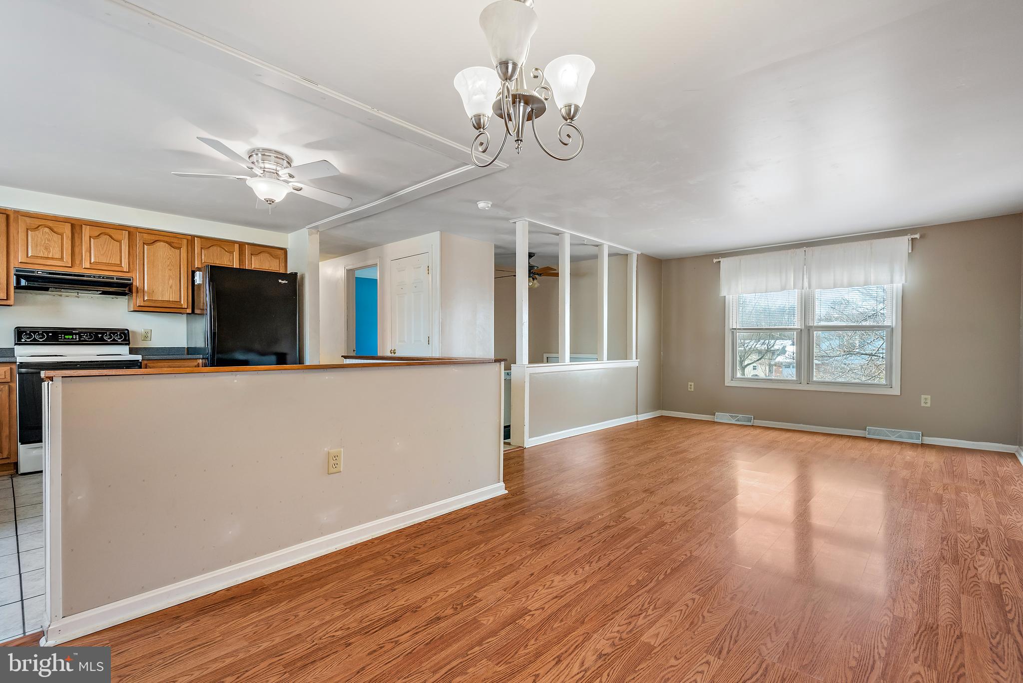 469 Amesbury Road Lancaster, PA 17601 - Photo 6 of 32 Gallery Image 6