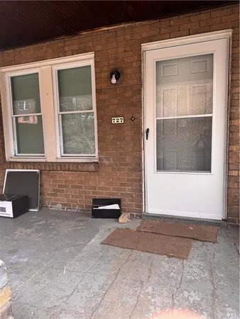 $1,050 | 727 Maytide Street, Pittsburgh, PA 15227