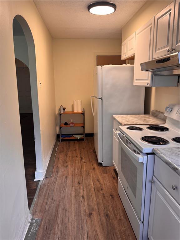 727 Maytide Street Pittsburgh, PA 15227 - Photo 7 of 16