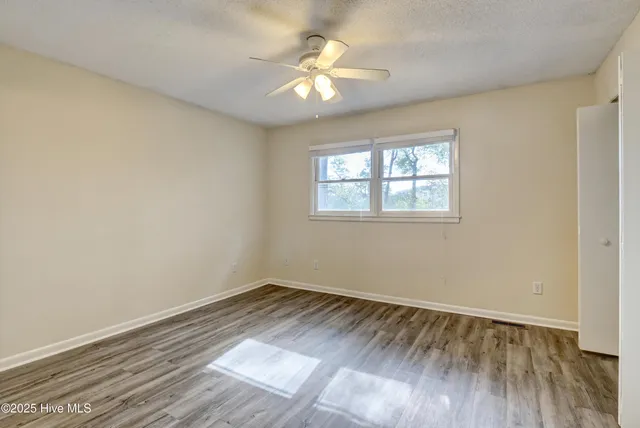 $2,425 | 2029 Eastwood Road, Unit 116, Wilmington, NC 28403