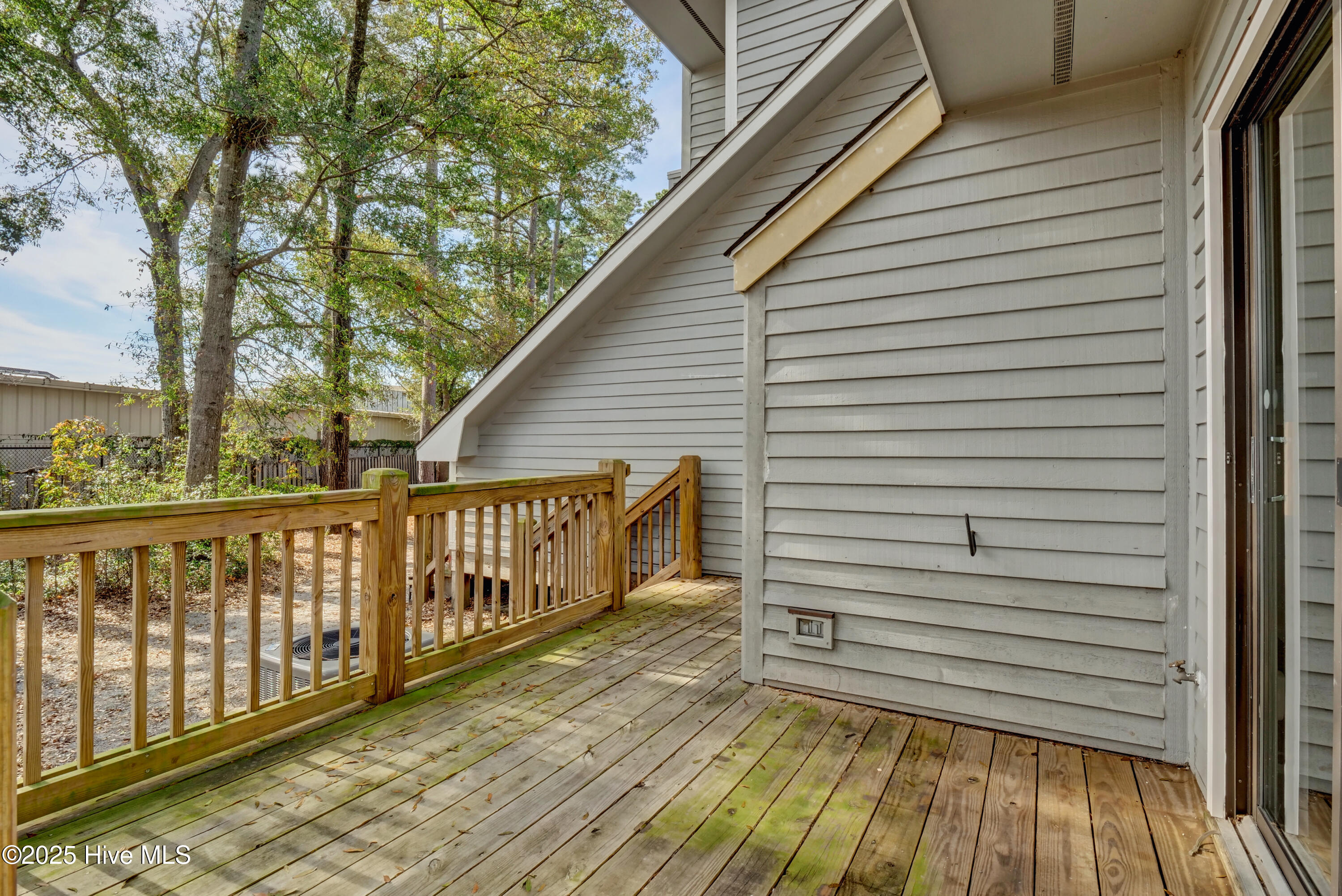 2029 Eastwood Road, Unit 116 Wilmington, NC 28403 - Photo 22 of 24 P6211925_26_27_28_29_30_31