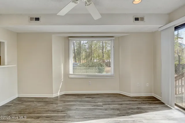 $2,425 | 2029 Eastwood Road, Unit 116, Wilmington, NC 28403