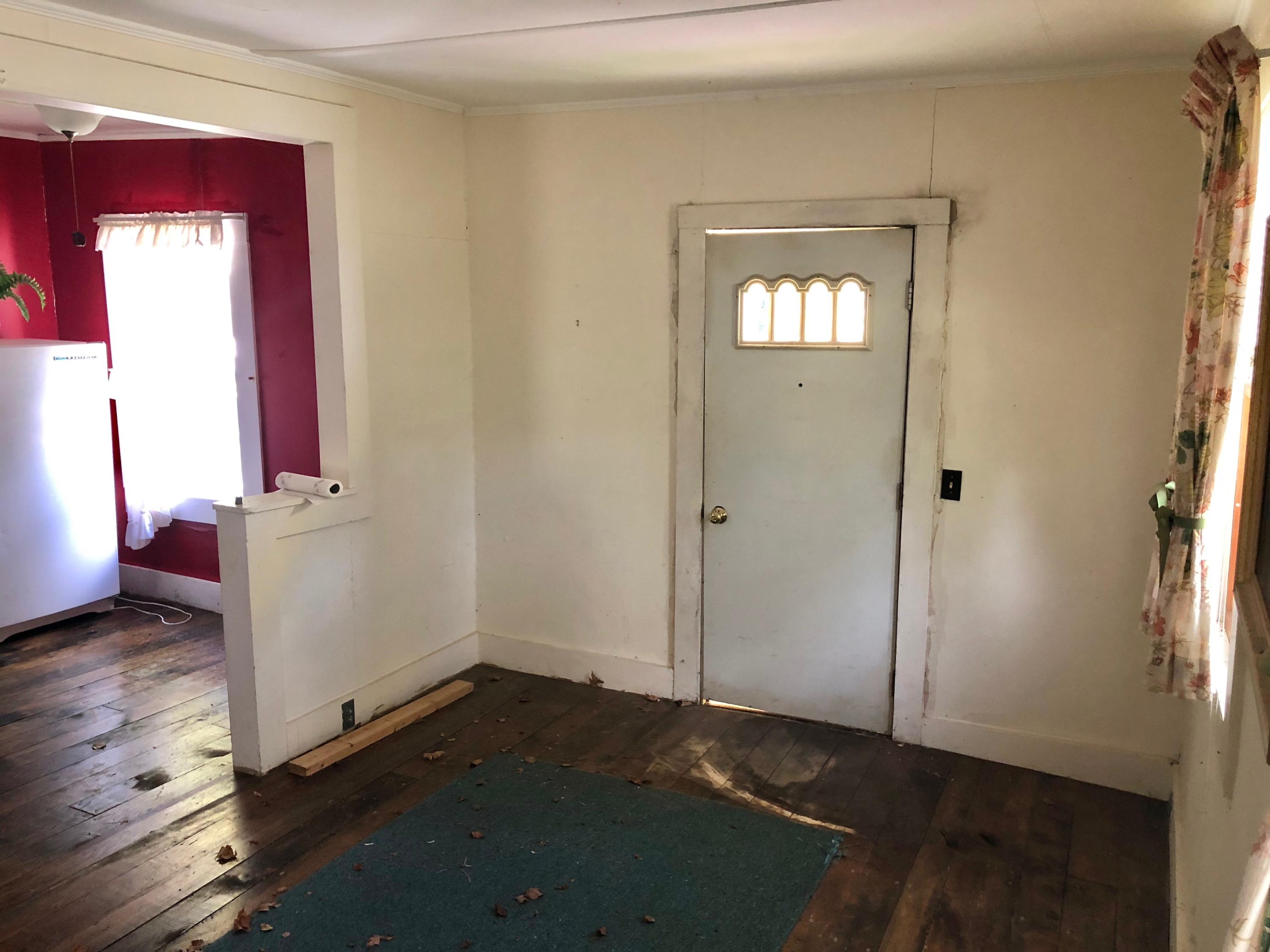 221 County Road Lubec, ME 04652 - Photo 21 of 33 27. Apt entrance