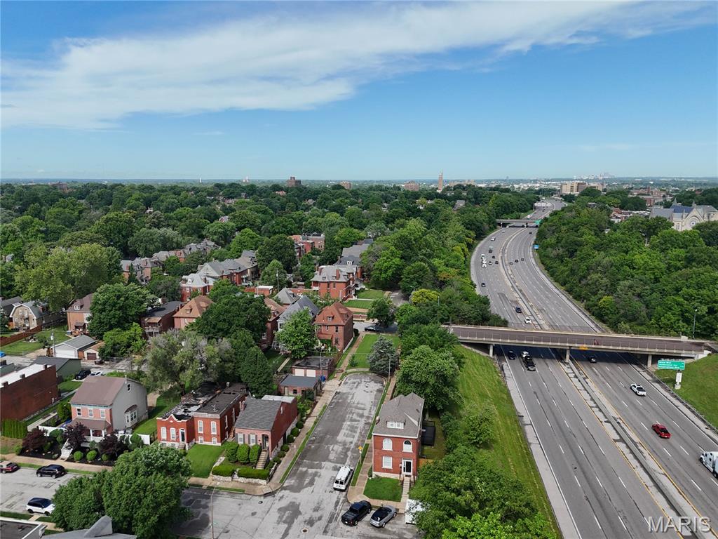 1829 Oregon Avenue St. Louis, MO 63104 - Photo 38 of 41