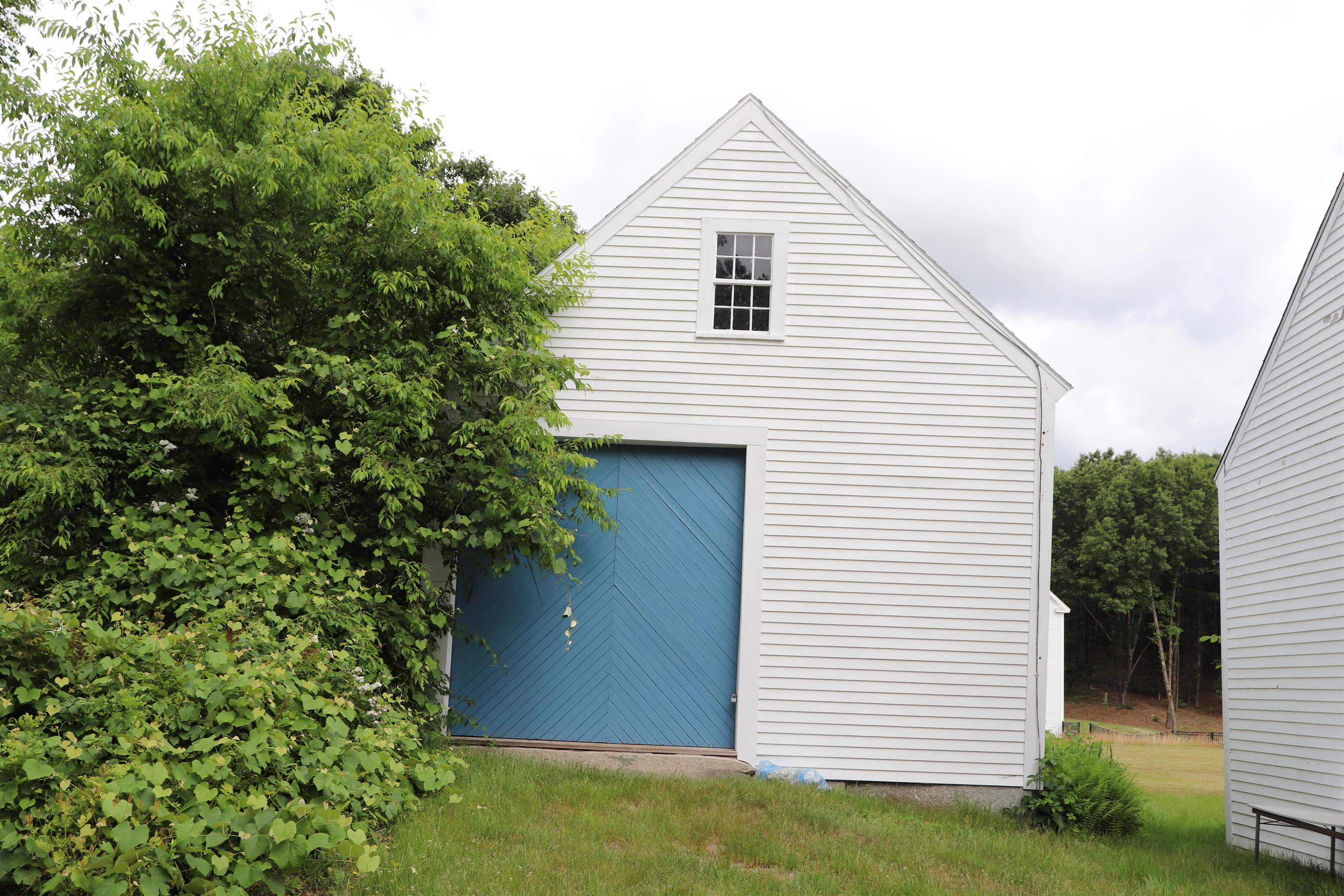 85-a & 85b Wright Road Hollis, NH 03049 - Photo 3 of 23 Gallery Image 3