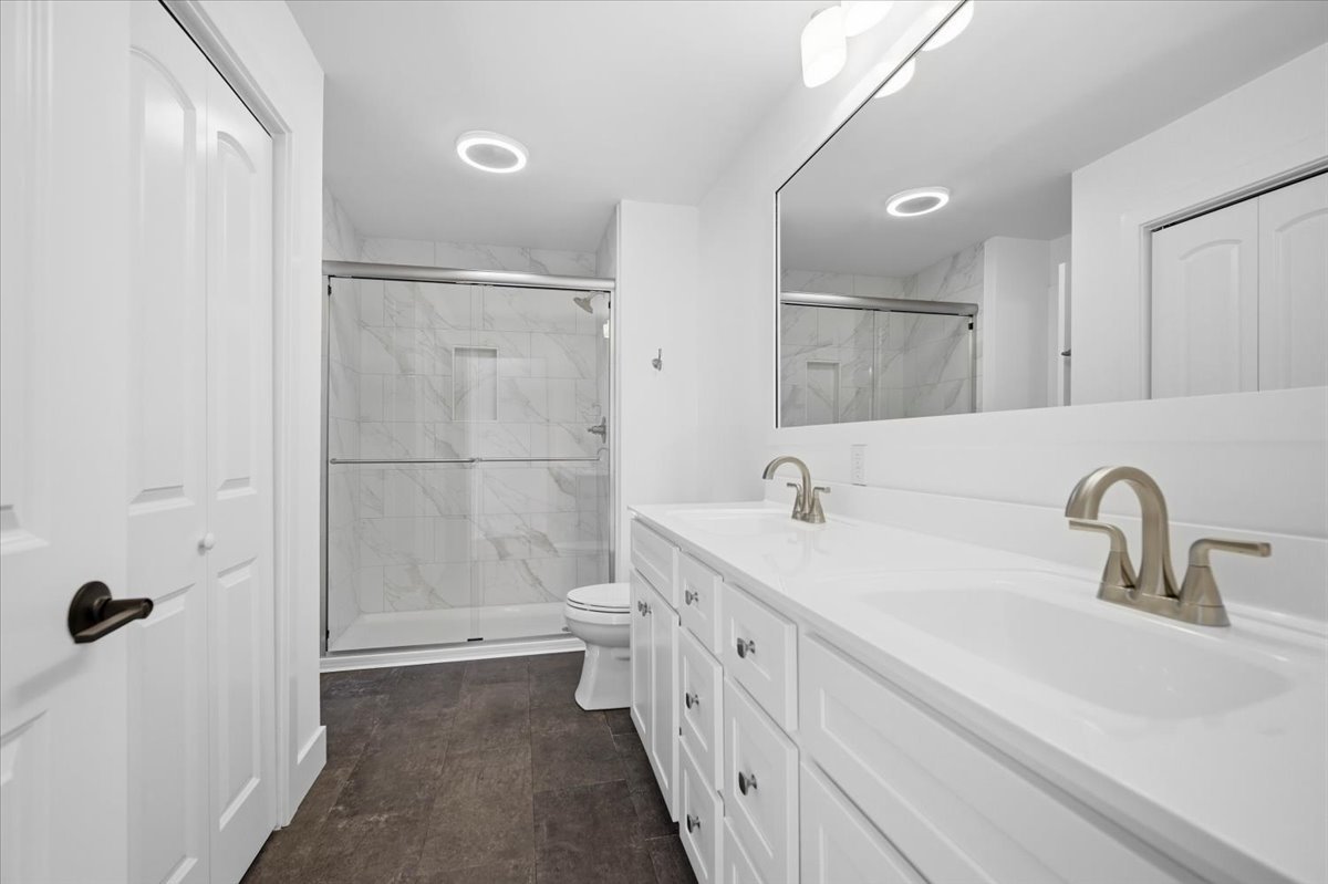 9646 Ridgewood Court Bloomington, IL 61705 - Photo 23 of 43