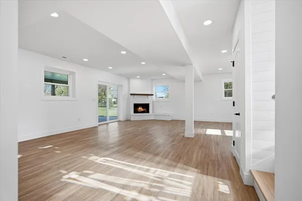 $435,000 | 9646 Ridgewood Court, Bloomington, IL 61705