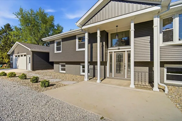 $435,000 | 9646 Ridgewood Court, Bloomington, IL 61705