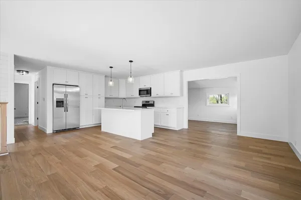 $435,000 | 9646 Ridgewood Court, Bloomington, IL 61705