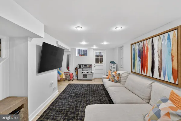 $1,600,000 | 5445 30th Street Northwest, Washington, DC 20015