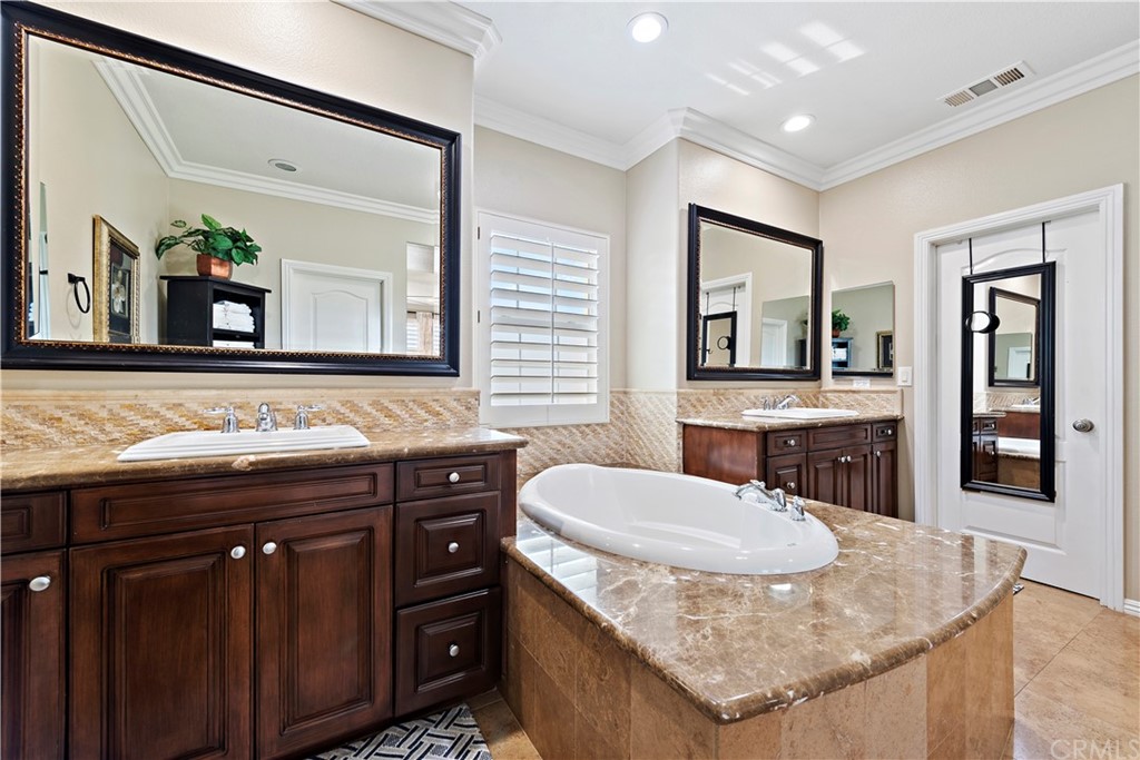 16 Melody Lane Ladera Ranch, CA 92694 - Photo 20 of 37