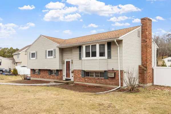 $839,900 | 437 Lowell Street, Peabody, MA 01960