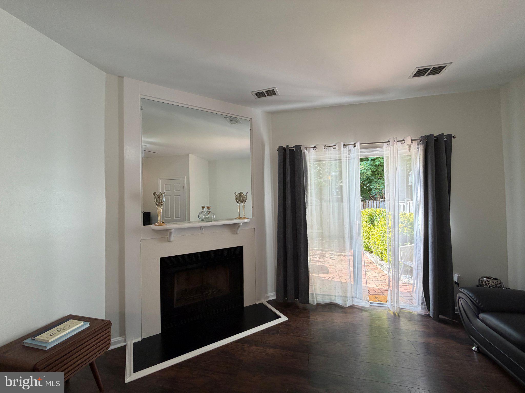 2121 Whisper Way Reston, VA 20191 - Photo 23 of 61 Bright and inviting living space.