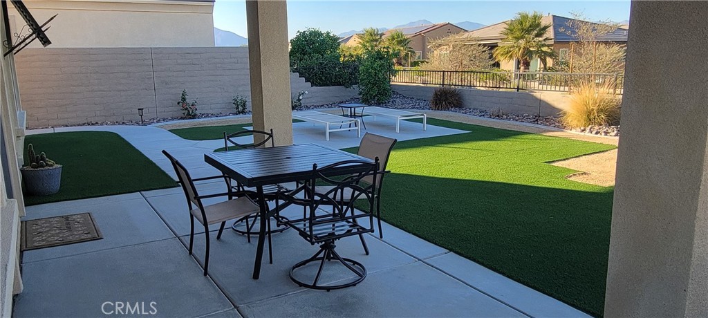 82 Burgundy Rancho Mirage, CA 92270 - Photo 26 of 42 Backyard Patio