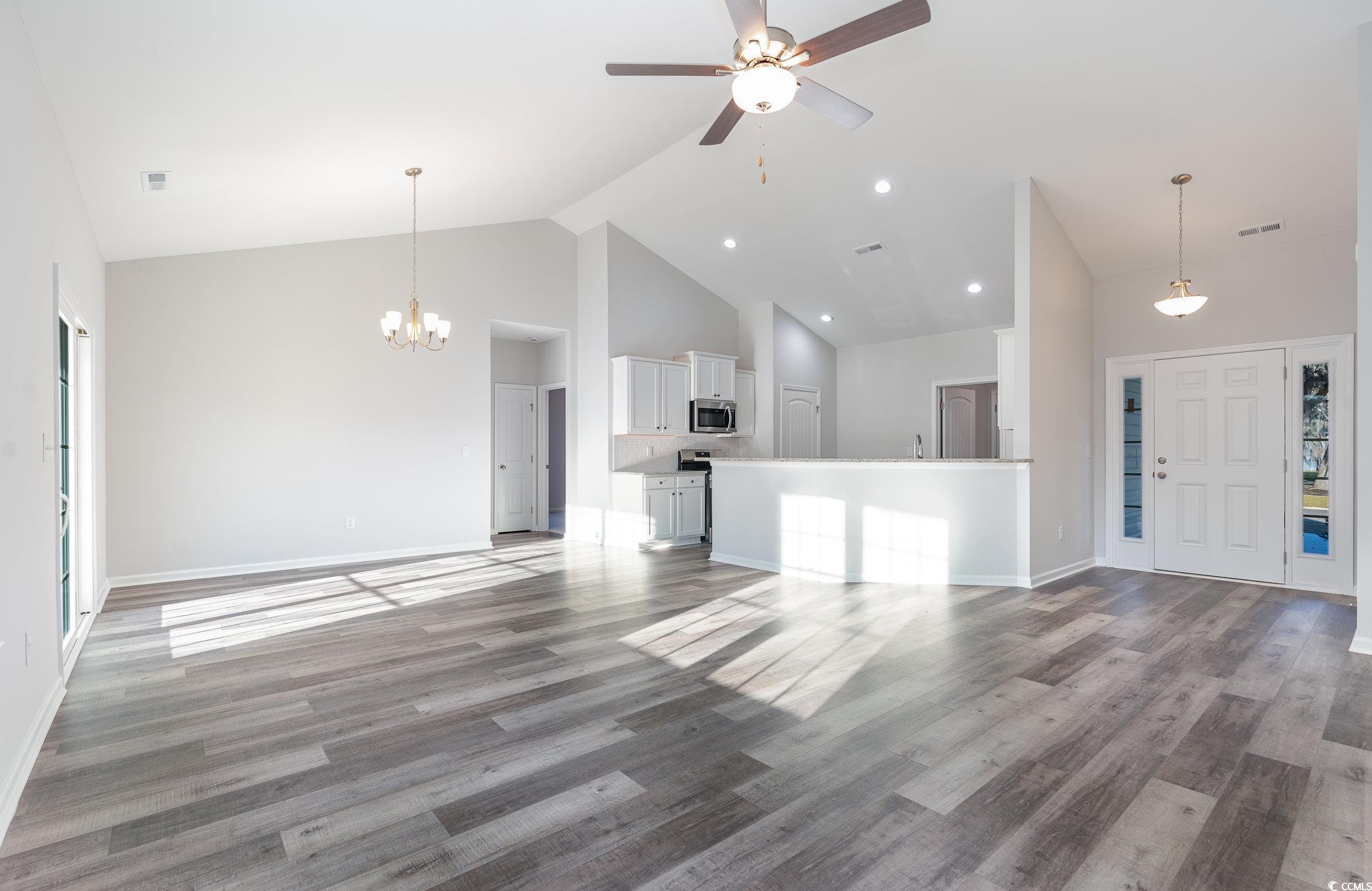 167 North Levee Drive Georgetown, SC 29440 - Photo 5 of 32