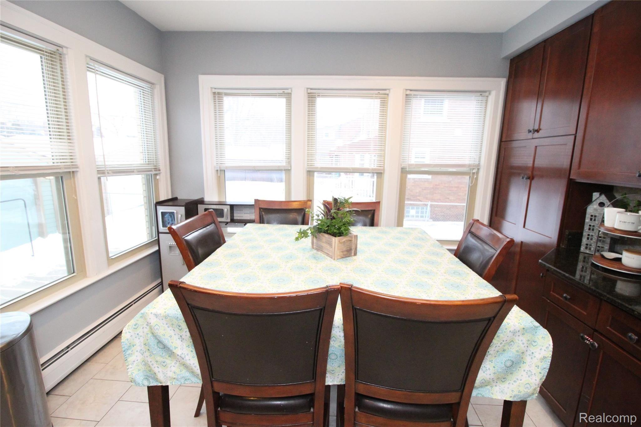 1376 Bedford Road Grosse Pointe, MI 48230 - Photo 16 of 49 IMG_0437.JPG