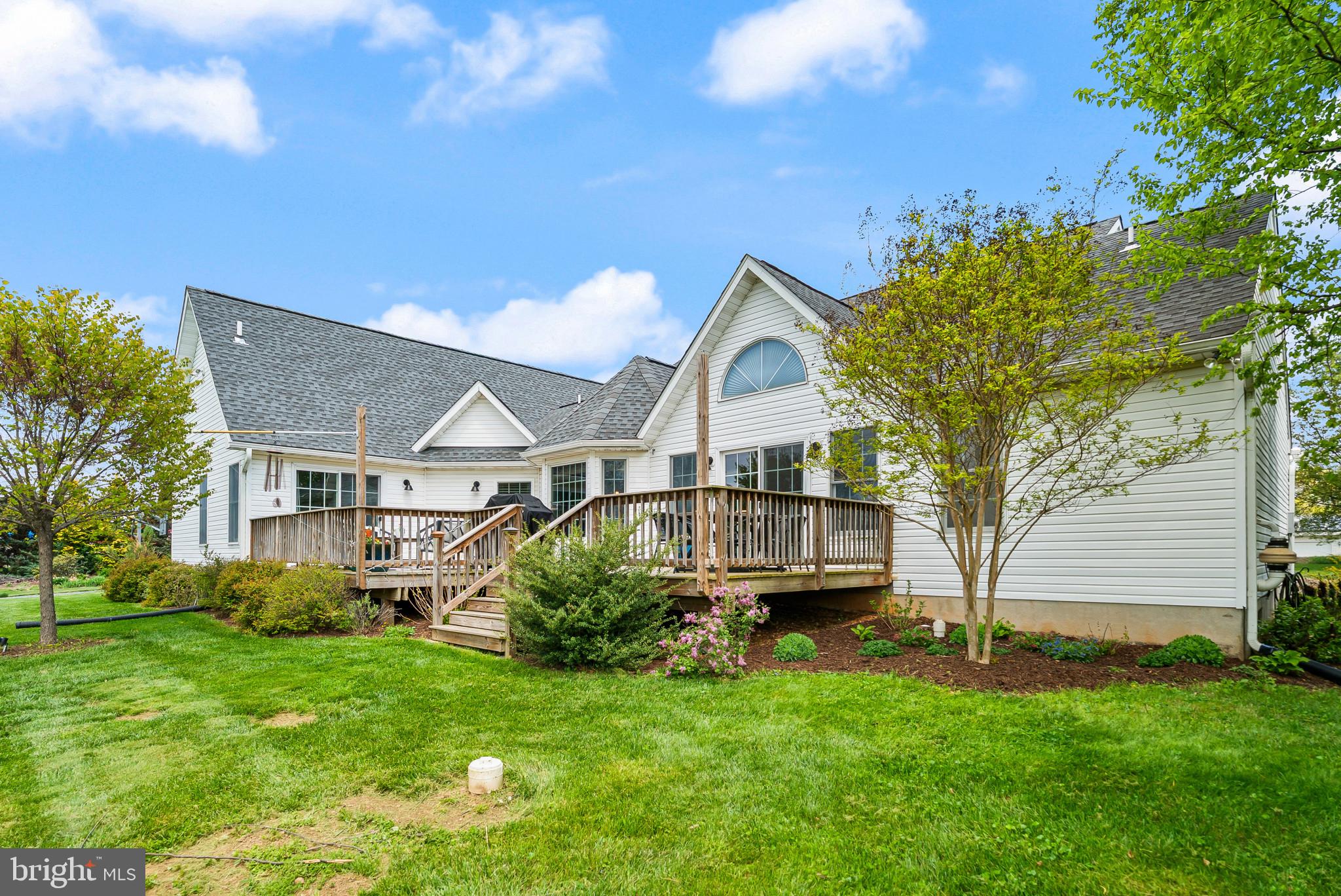 418 North Clear Ridge Road Union Bridge, MD 21791 - Photo 40 of 49 a front view of a house with garden