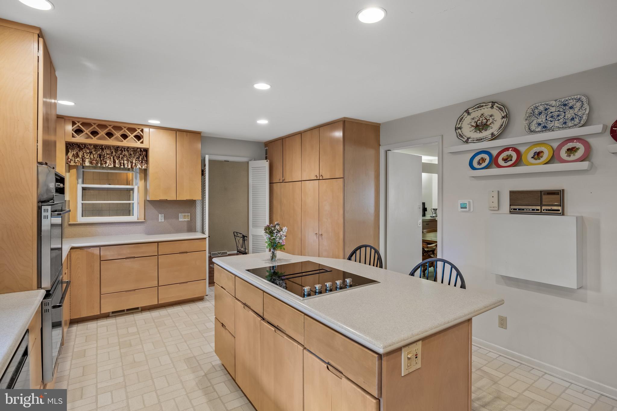 614 Chestnut Street Moorestown, NJ 08057 - Photo 23 of 86 a kitchen that has a stove and a refrigerator