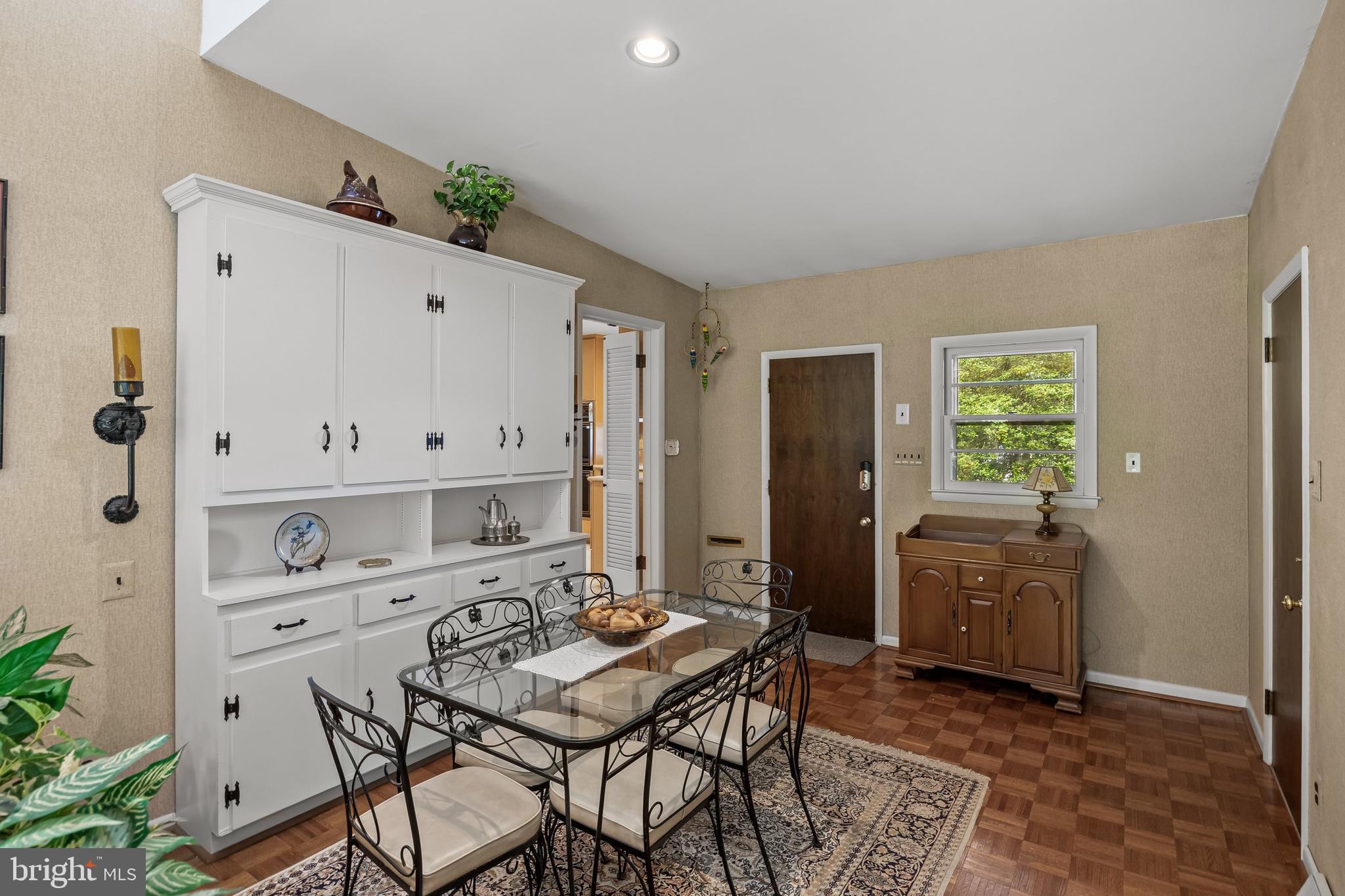 614 Chestnut Street Moorestown, NJ 08057 - Photo 25 of 86 a view of a kitchen and dining room