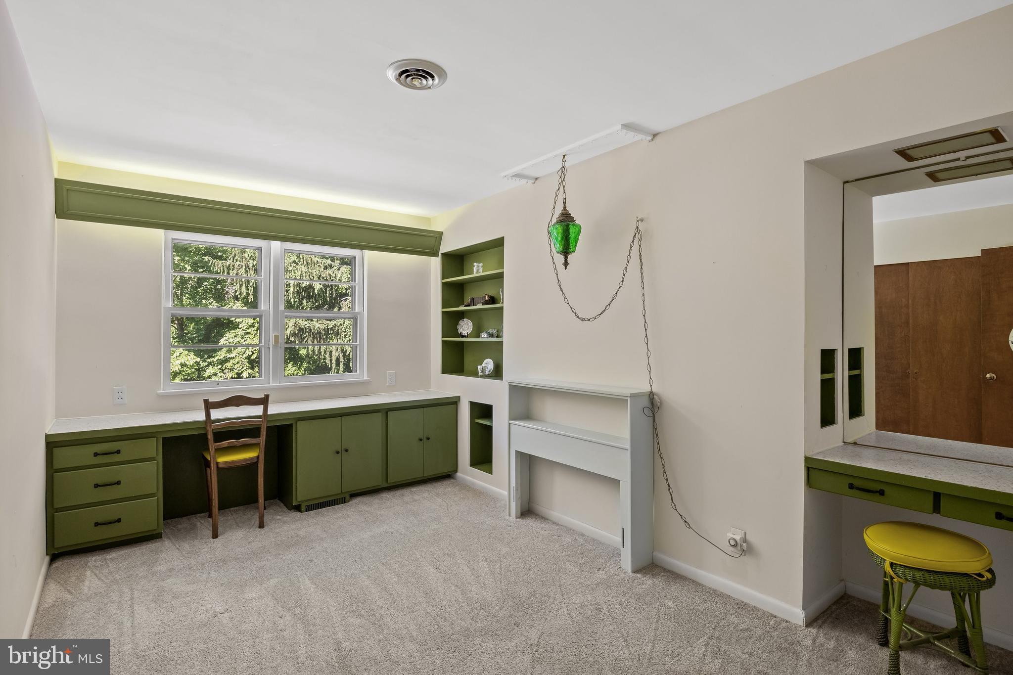 614 Chestnut Street Moorestown, NJ 08057 - Photo 52 of 86 a room with furniture and a window