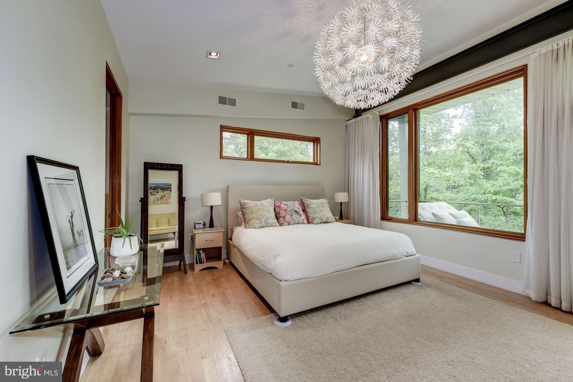 6 Thorne Road Cabin John, MD 20818 - Photo 18 of 39 Master beddroom