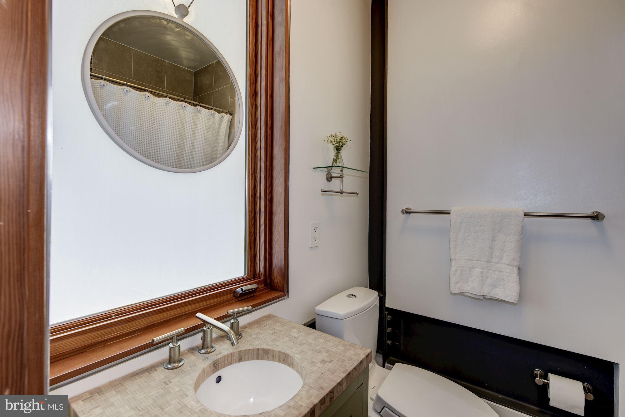 6 Thorne Road Cabin John, MD 20818 - Photo 26 of 39 Full Bath on upper level