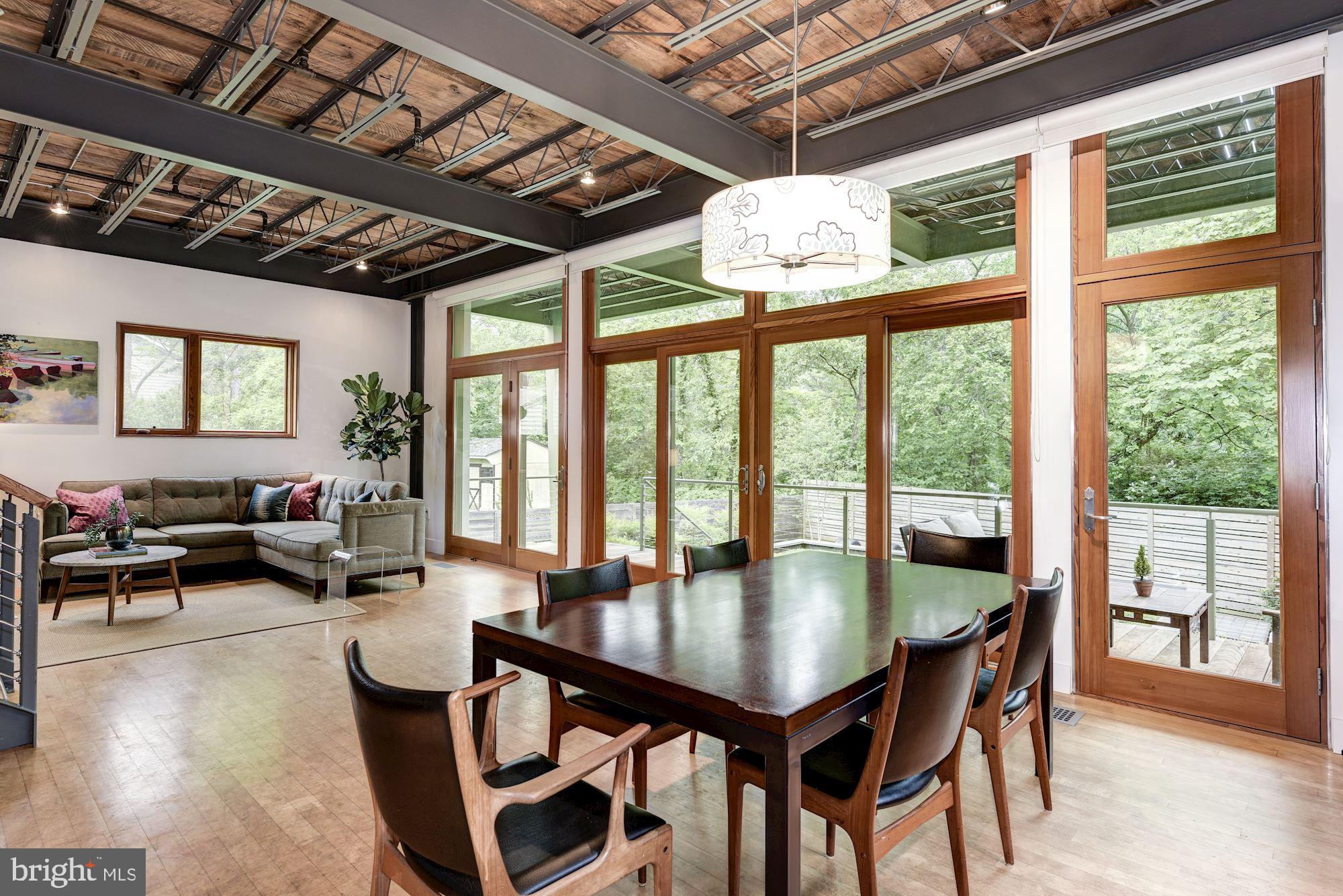 6 Thorne Road Cabin John, MD 20818 - Photo 7 of 39 Dining room with door to deck