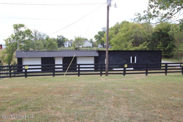 446 Dugansville Road Salvisa, KY 40372 - Photo 6 of 27 IMG_0654