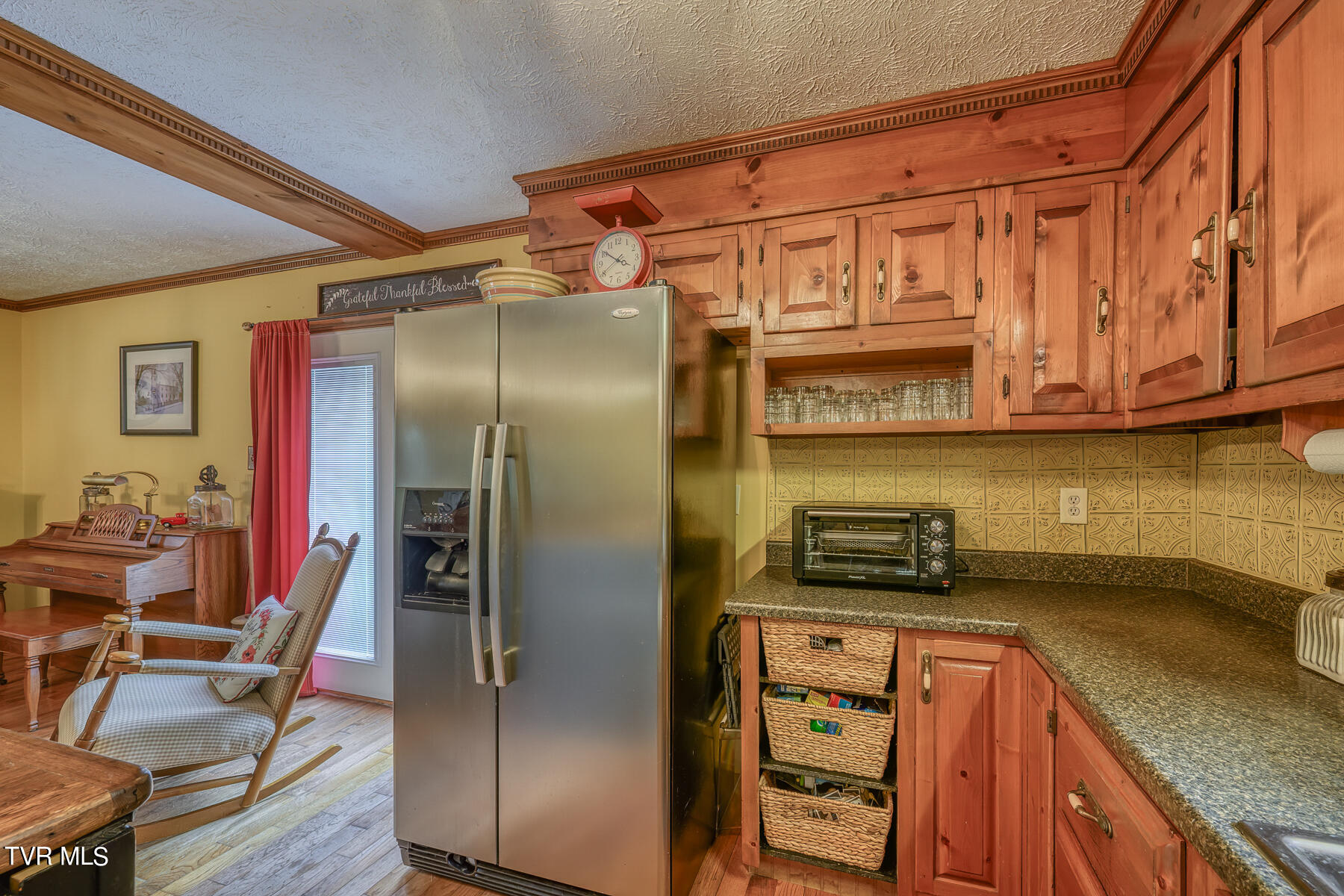 302 Spring Drive Cedar Bluff, VA 24609 - Photo 14 of 28 KITCHEN 6