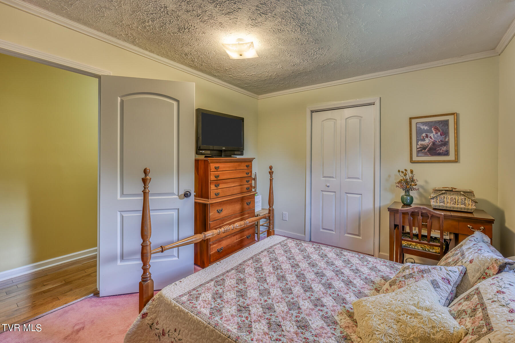 302 Spring Drive Cedar Bluff, VA 24609 - Photo 21 of 28 3RD BEDROOM 2