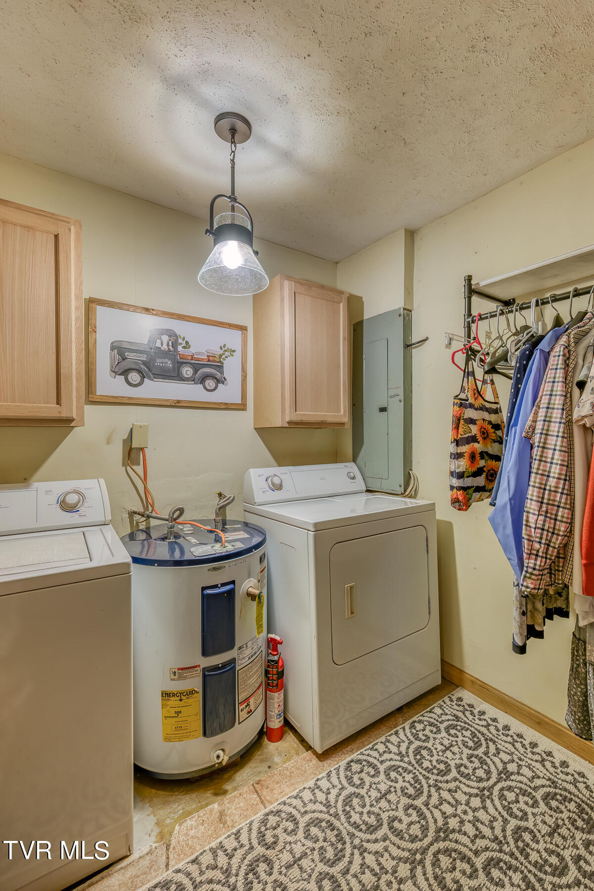 302 Spring Drive Cedar Bluff, VA 24609 - Photo 27 of 28 LAUNDRY ROOM