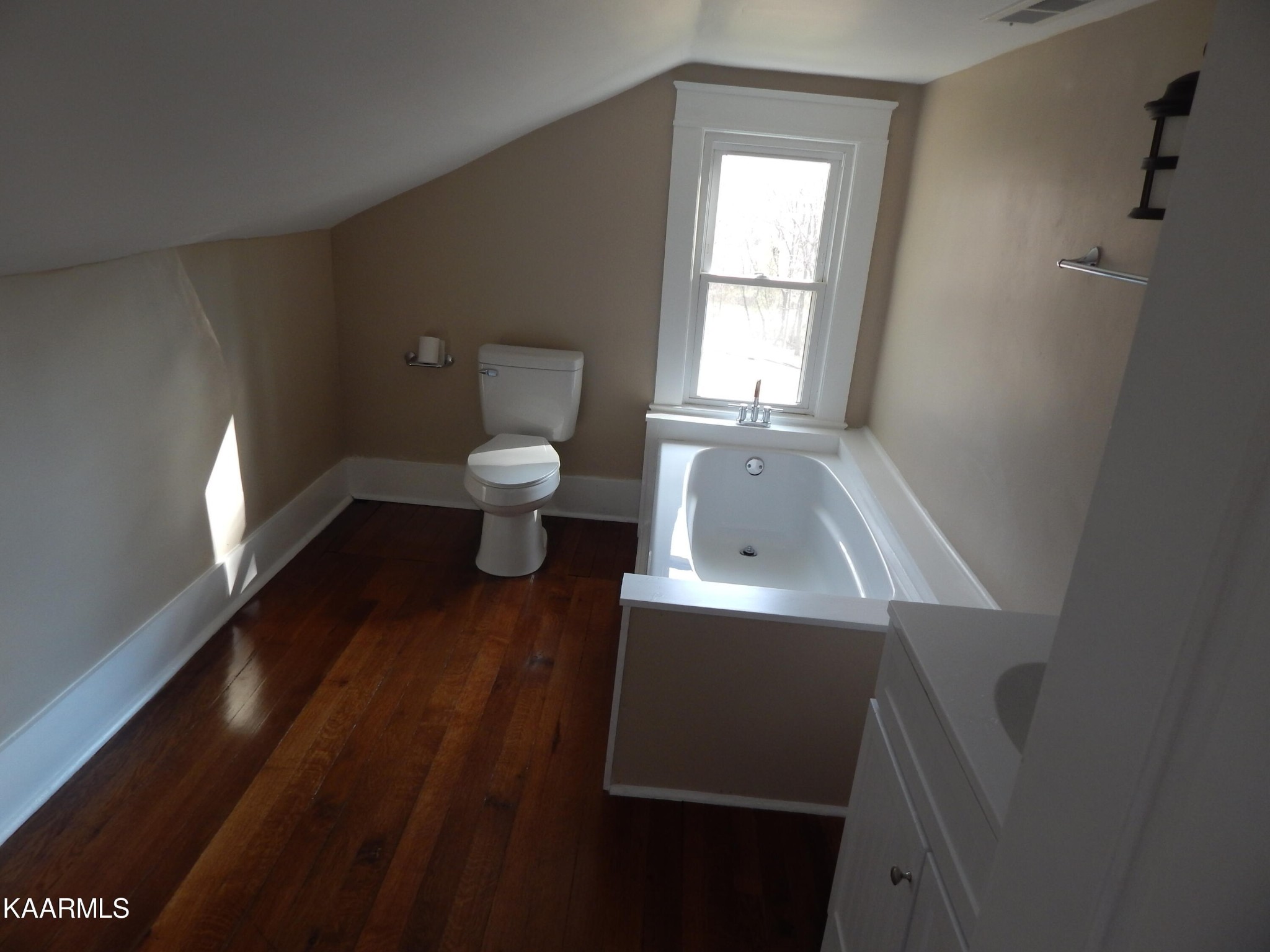367 Reed Road Greeneville, TN 37745 - Photo 34 of 51 a view of a bathroom with a sink and a toilet