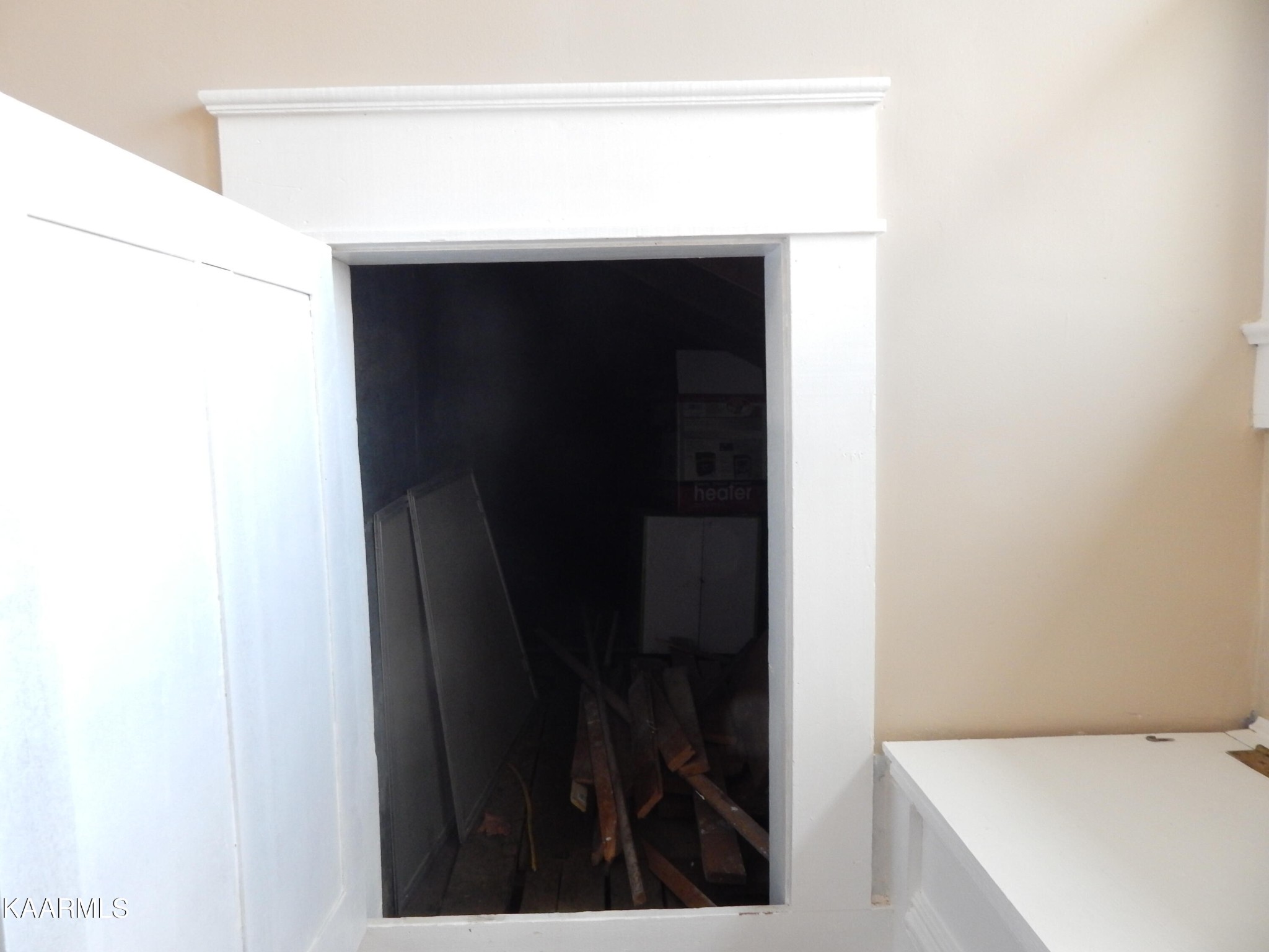 367 Reed Road Greeneville, TN 37745 - Photo 47 of 51 a close view of utility room