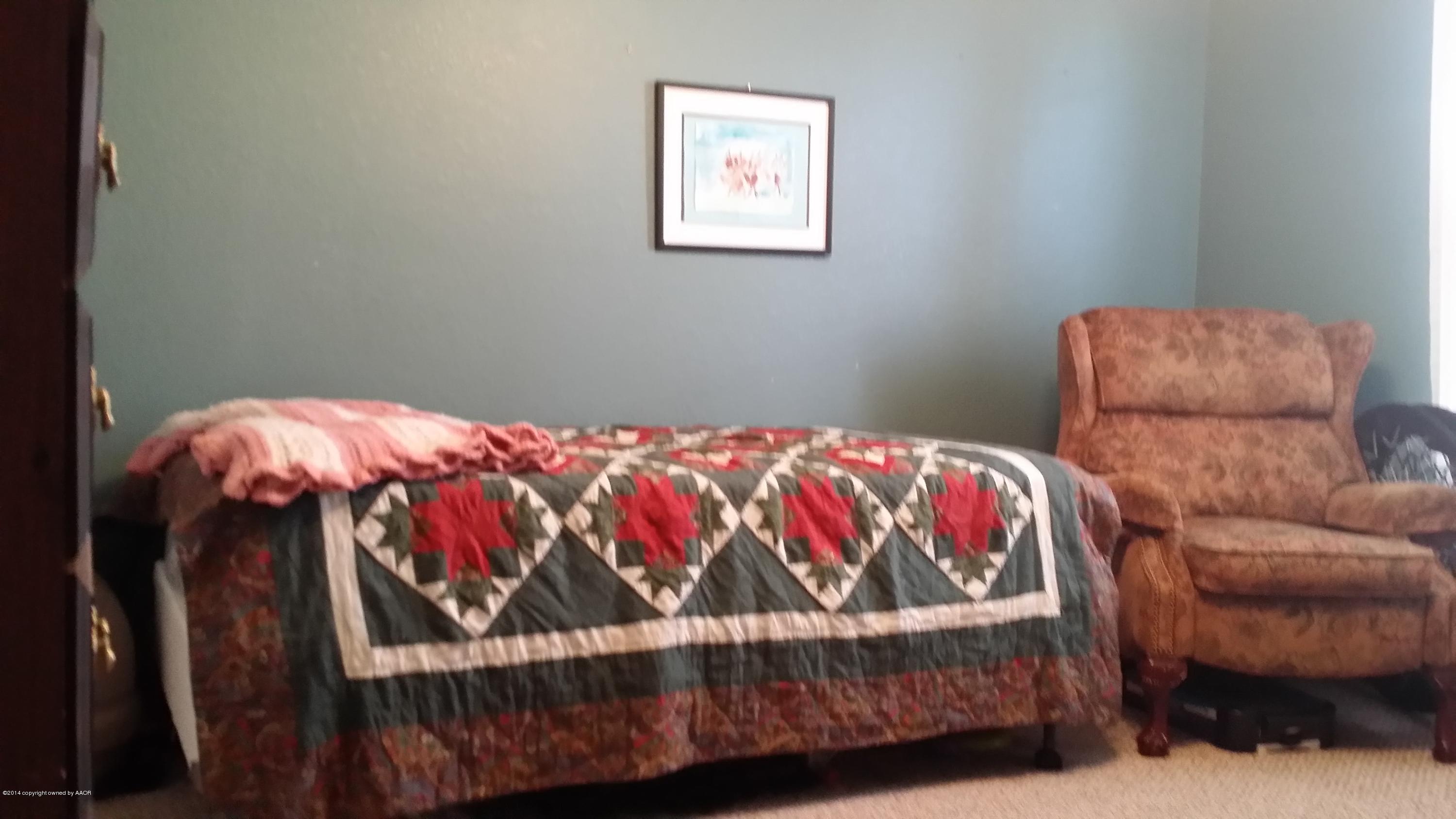 1148 Shasta Drive Amarillo, TX 79110 - Photo 19 of 22 Bedroom 3