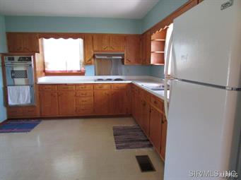 10266 East 17th Road Irving, IL 62051 - Photo 13 of 19 Gallery Image 13