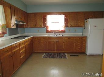 10266 East 17th Road Irving, IL 62051 - Photo 14 of 19 Gallery Image 14
