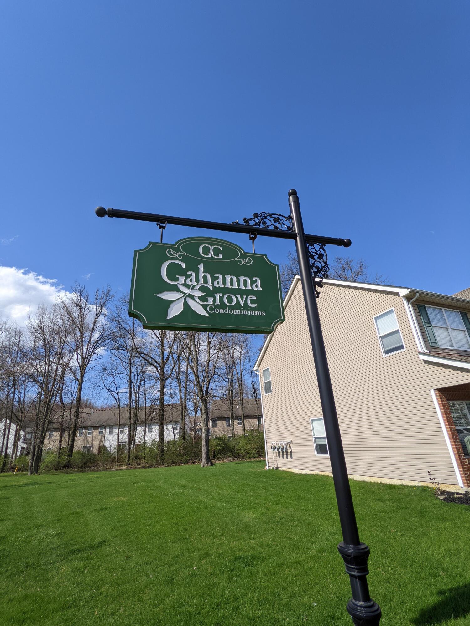 627 Herman Road Columbus, OH 43230 - Photo 27 of 33 26-CommunitySign