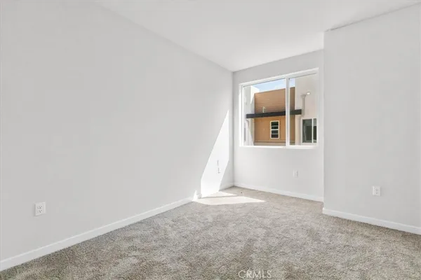 $689,990 | 4005 Valley Oak Lane, Unit E, El Monte, CA 91733